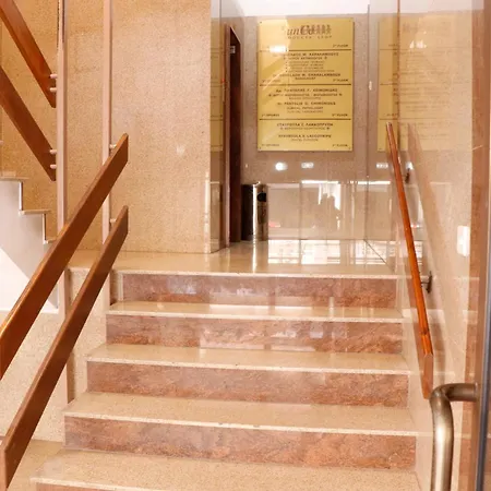 דירה Spacious Apartment, Near Pinikoudes