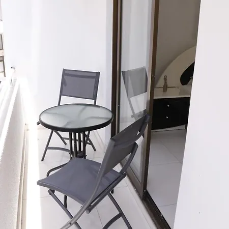דירה Spacious Apartment, Near Pinikoudes *
