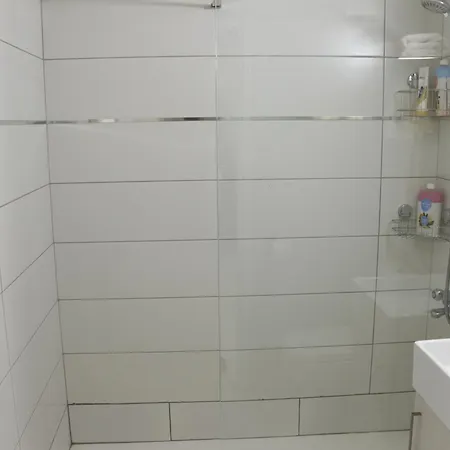 Spacious Apartment, Near Pinikoudes Lägenhet