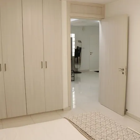 公寓 Spacious Apartment, Near Pinikoudes *