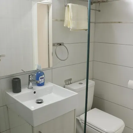 公寓 Spacious Apartment, Near Pinikoudes *