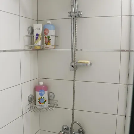 Spacious Apartment, Near Pinikoudes *