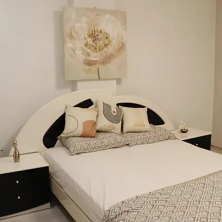 公寓 Spacious Apartment, Near Pinikoudes *