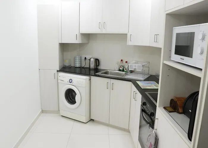 شقة Spacious Apartment, Near Pinikoudes