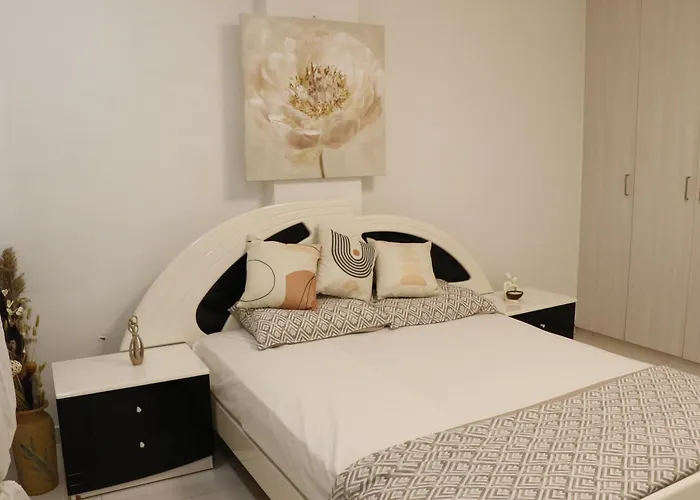 アパート Spacious Apartment, Near Pinikoudes *